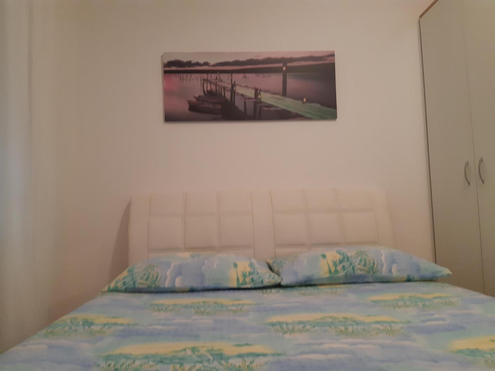 Apartman Dijana Apartamento Banja Luka Quarto foto